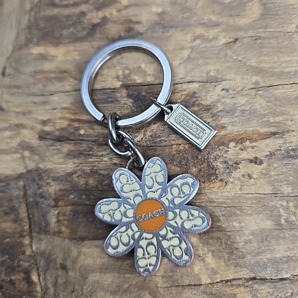 Coach Cream And Orange Daisy Key Chain Fob - Picture 2 of 8
